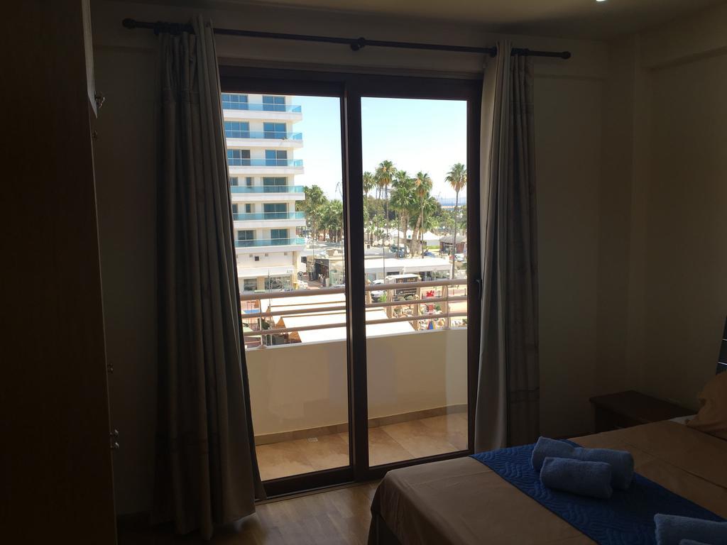 Ithaki Phinikoudes Apartment No. 205 Larnaca Ngoại thất bức ảnh