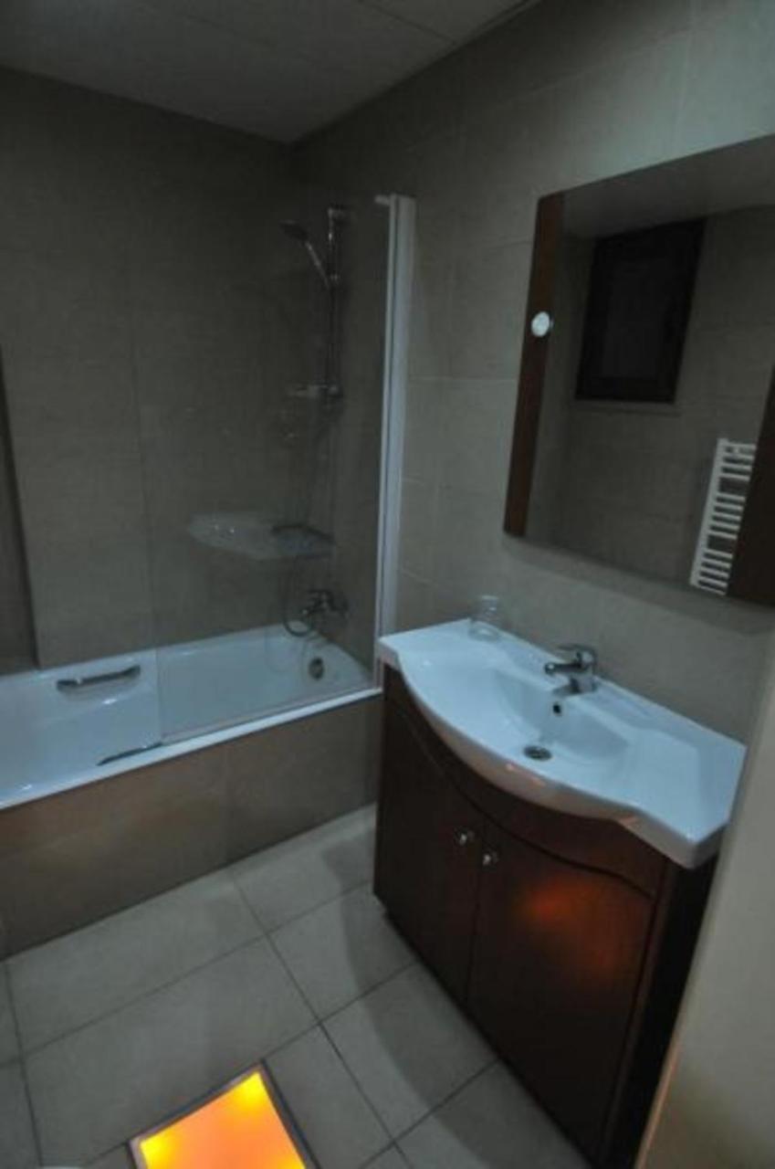 Ithaki Phinikoudes Apartment No. 205 Larnaca Ngoại thất bức ảnh